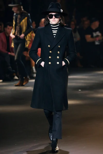 Look 41